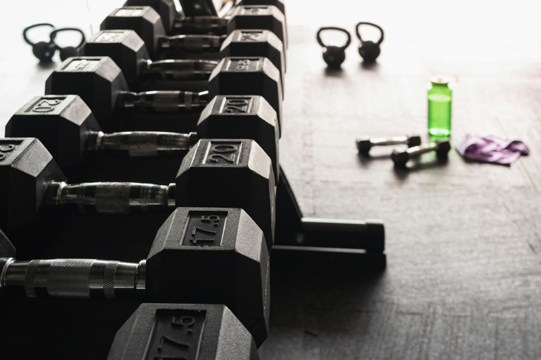 Gym floor dumbbells of the type commercial adjustable dumbbells are meant to replace