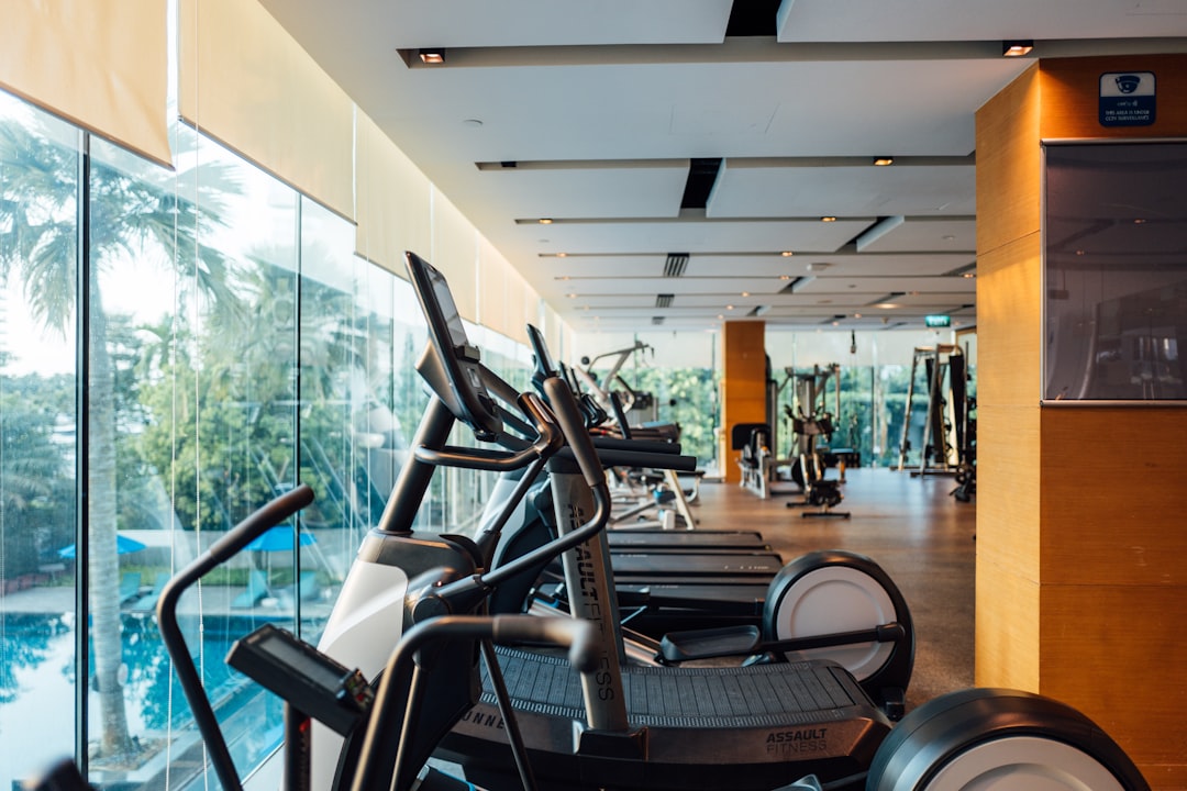 Cardio room of the type where energy-generating cardio equipment is installed