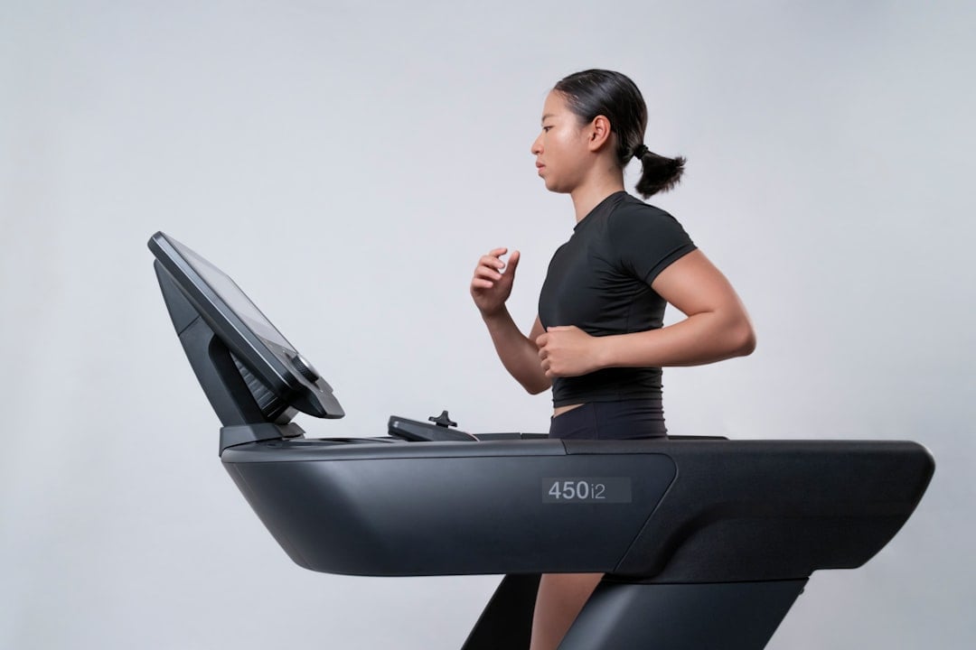 equipment software subscriptions delivered through a treadmill console
